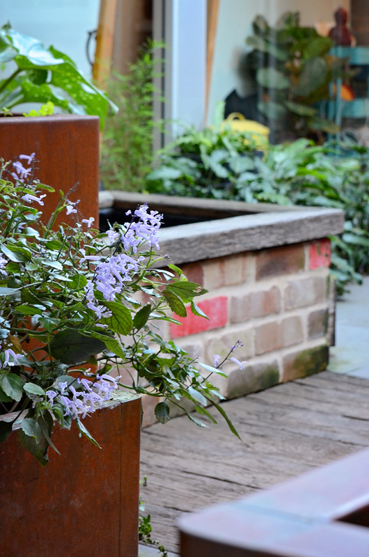 A detail image of the brickwork apart of the water feature.